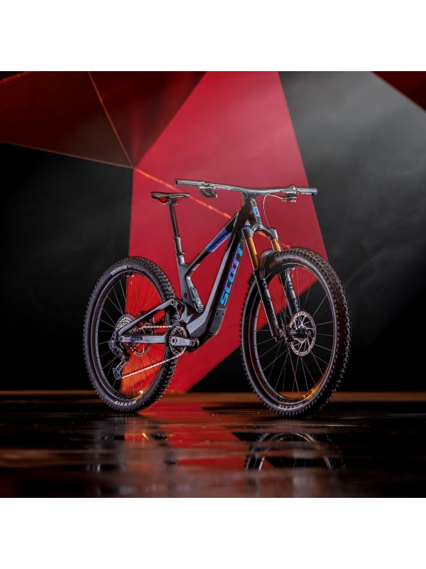 ELEKTRIČNO GORSKO KOLO SCOTT VOLTAGE eRIDE 900 TUNED 2025