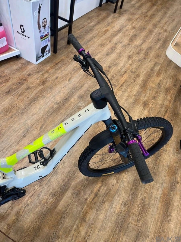 GORSKO KOLO SCOTT RANSOM 900 RC 2025 (TESTNO KOLO, M)