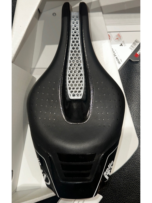 SEDEŽ SELLE SLR IRON FLOW S TRIATHLON