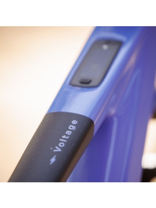 ELEKTRIČNO GORSKO KOLO SCOTT CONTESSA VOLTAGE eRIDE 910 2025